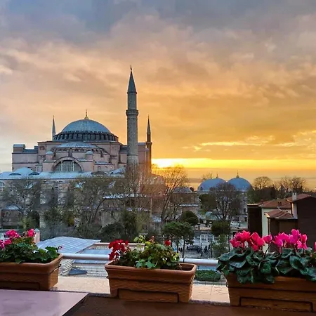 The And Sultanahmet- Special Category Hotel
